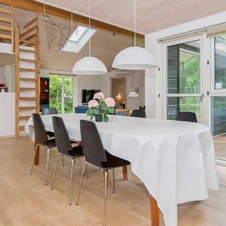 Three-bedroom Holiday In Ebeltoft 23 *