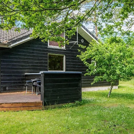Three-bedroom Holiday In Ebeltoft 23 *